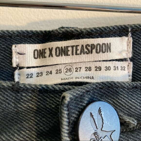 ONE TEASPOON Sz  26 Distressed Button Fly Mini Jean Denim Skirt - Picture 6 of 15